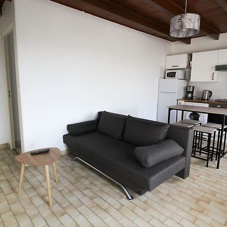 Joli T2 Renove / Wifi / Grand Parking Prive Apartment La Couronne  Exterior foto